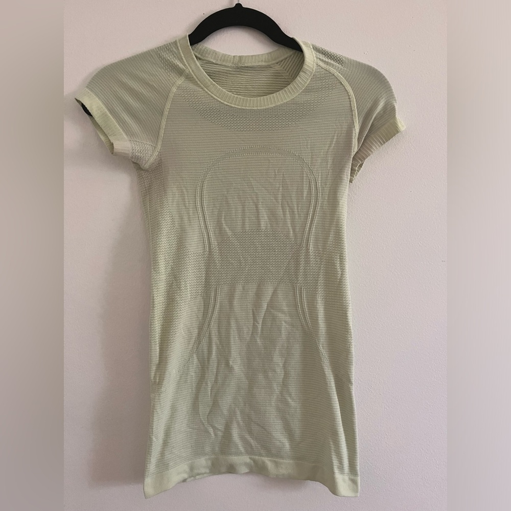 Lululemon swiftly tech